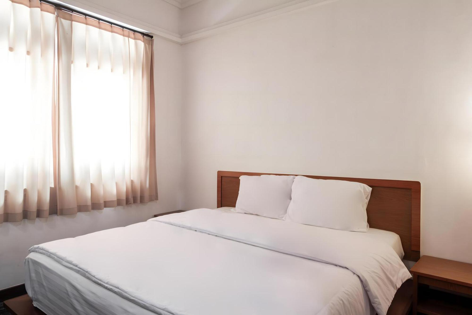 Capital O 93809 Wida Hotel ليجيان المظهر الخارجي الصورة