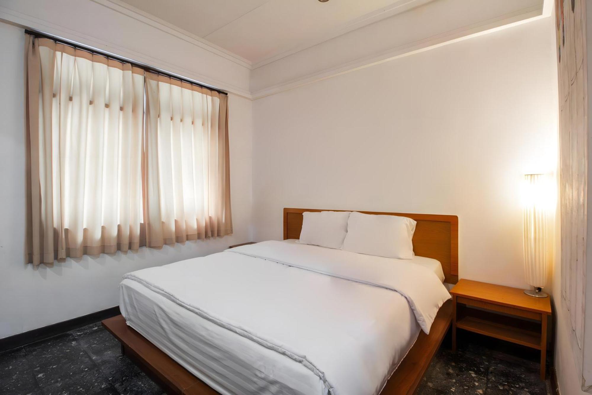 Capital O 93809 Wida Hotel ليجيان المظهر الخارجي الصورة