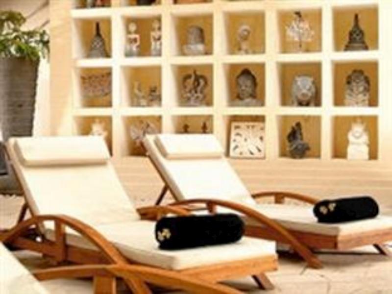 Capital O 93809 Wida Hotel ليجيان المظهر الخارجي الصورة