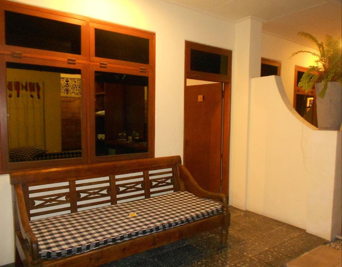 Capital O 93809 Wida Hotel ليجيان المظهر الخارجي الصورة